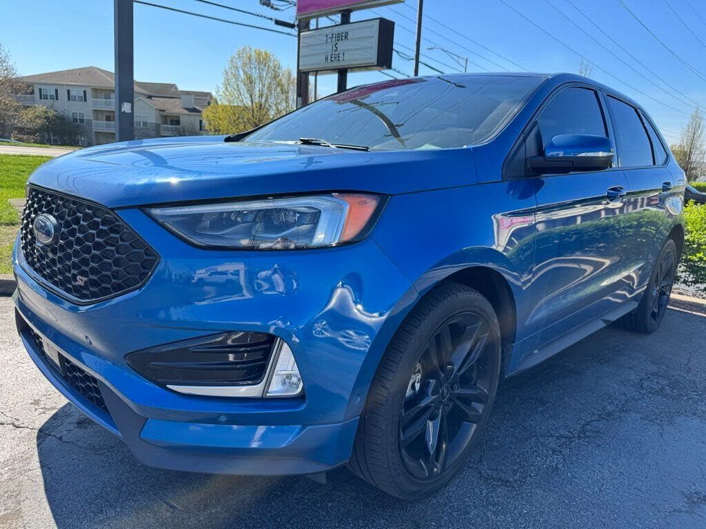 2020 FORD Edge