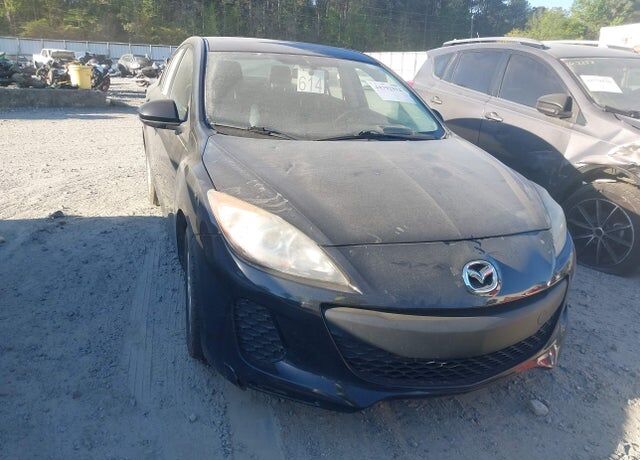 2013 MAZDA Mazda3