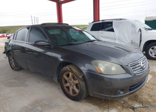 2005 NISSAN Altima