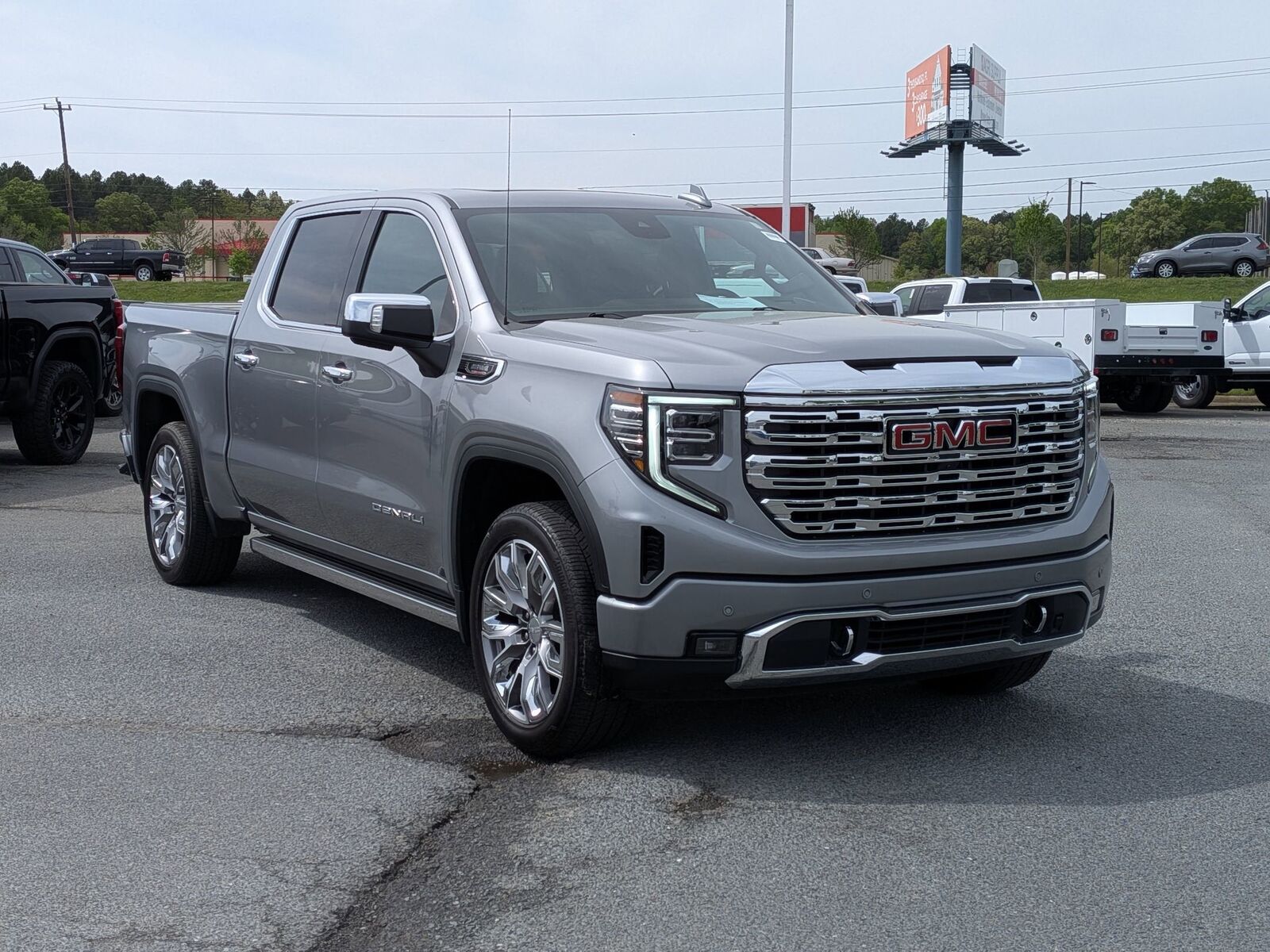 2025 GMC Sierra