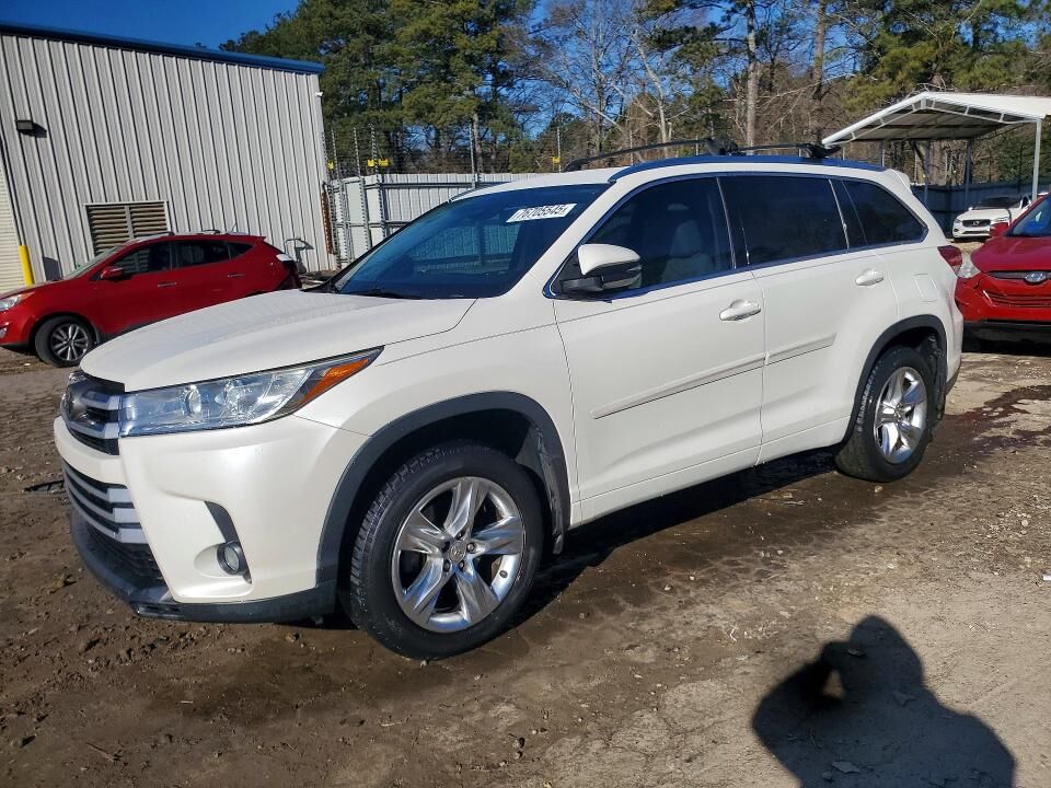 2018 TOYOTA Highlander