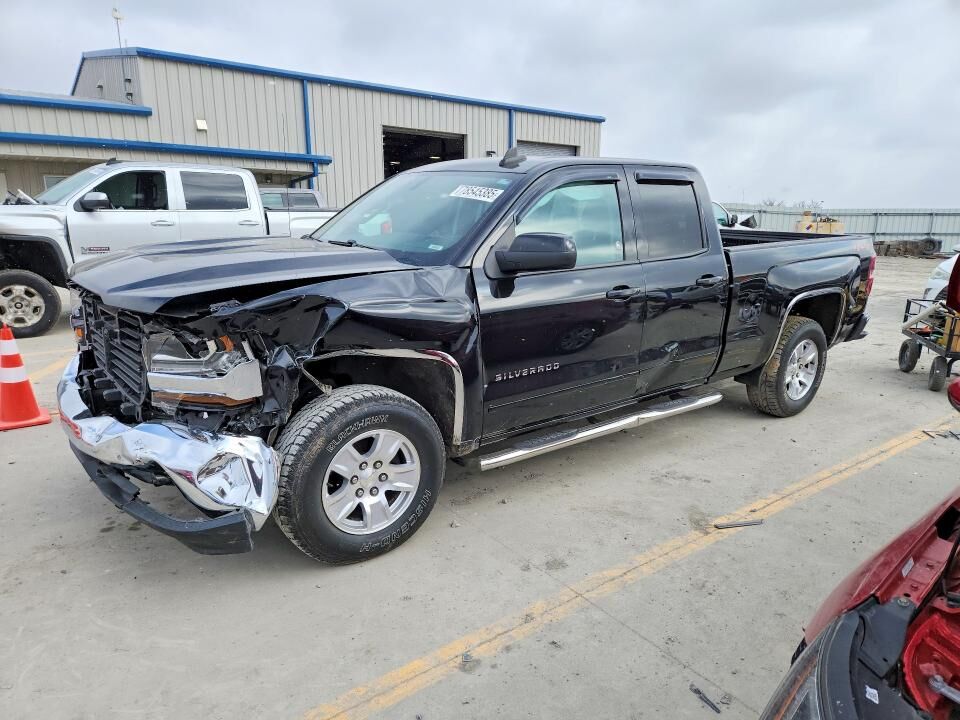 2018 CHEVROLET Silverado