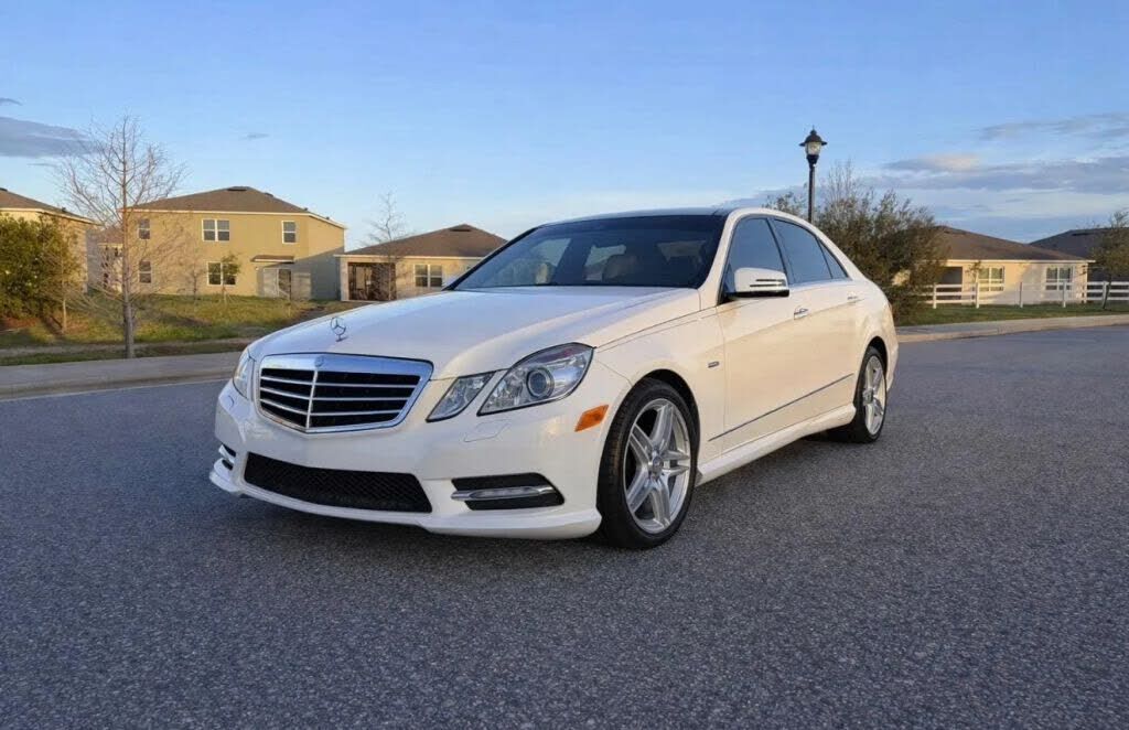 2012 MERCEDES-BENZ E-Class