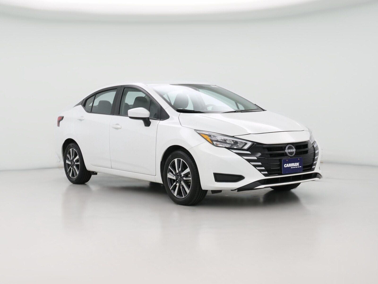 2025 NISSAN Versa