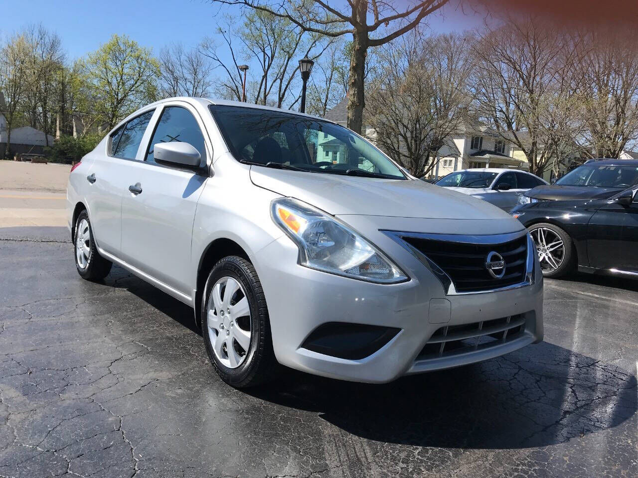 2016 NISSAN Versa