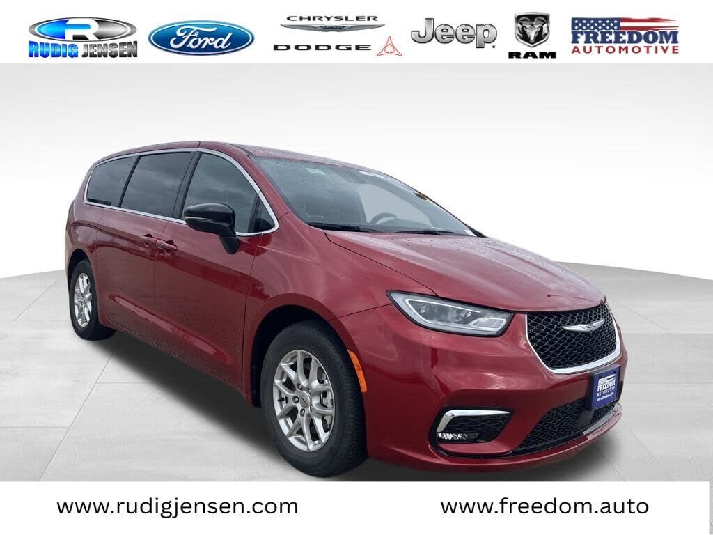 2025 CHRYSLER Pacifica