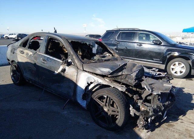 2012 MERCEDES-BENZ C-Class