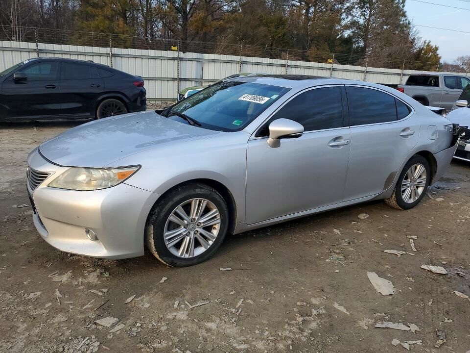 2015 LEXUS ES