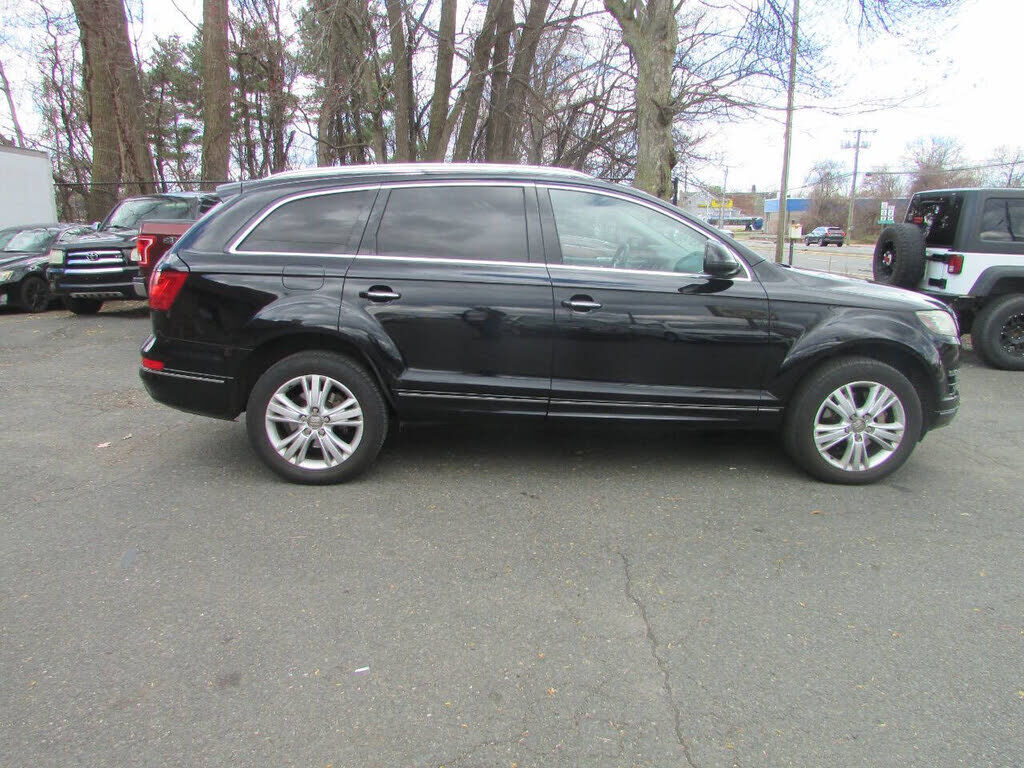 2011 AUDI Q7
