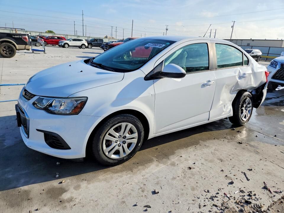 2017 CHEVROLET Sonic