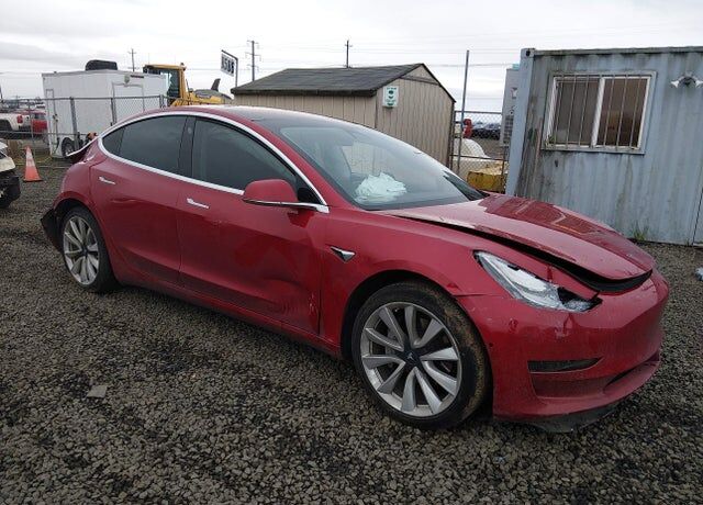 2018 TESLA Model 3