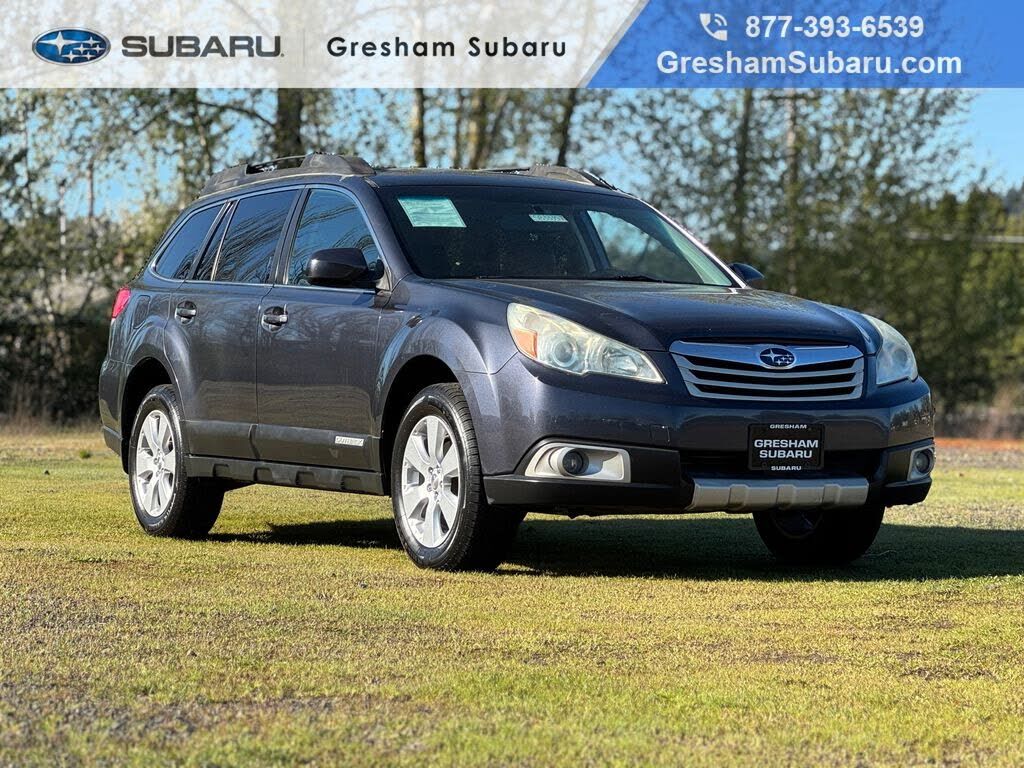 2011 SUBARU Outback