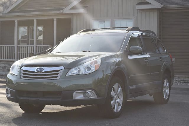 2011 SUBARU Outback
