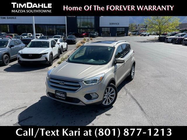 2017 FORD Escape