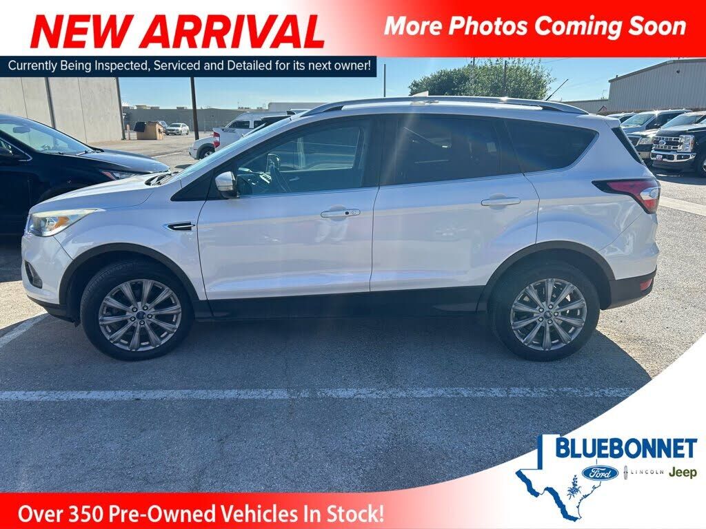 2017 FORD Escape