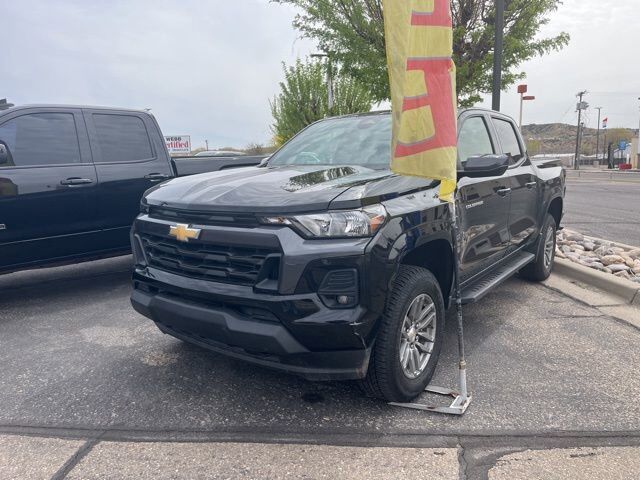 2024 CHEVROLET Colorado