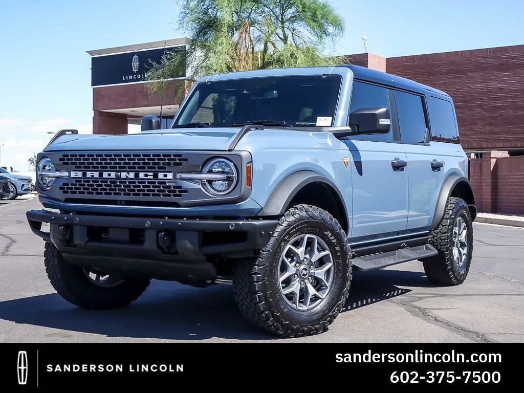 2024 FORD Bronco