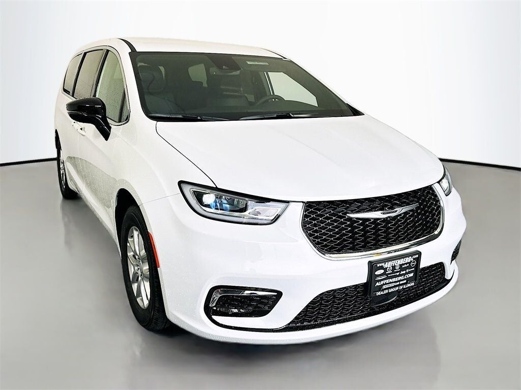 2026 CHRYSLER Pacifica