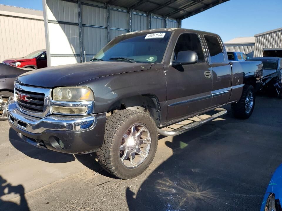 2004 GMC Sierra