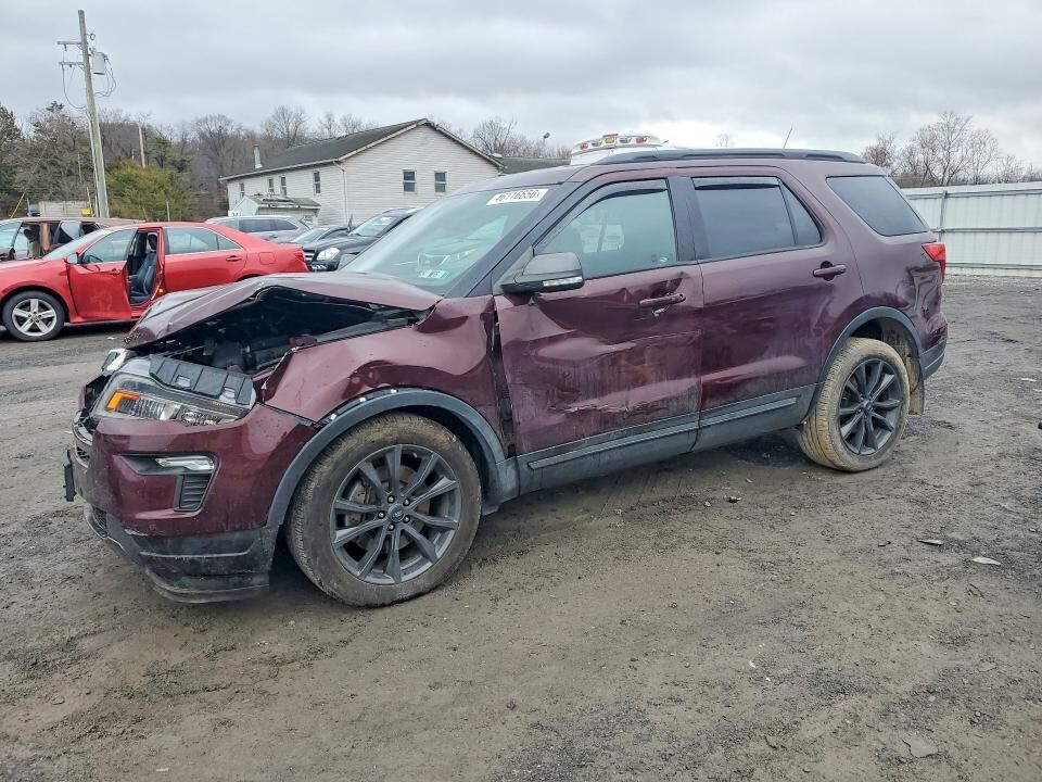 2018 FORD Explorer