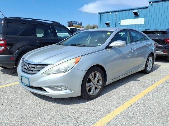 2011 HYUNDAI Sonata