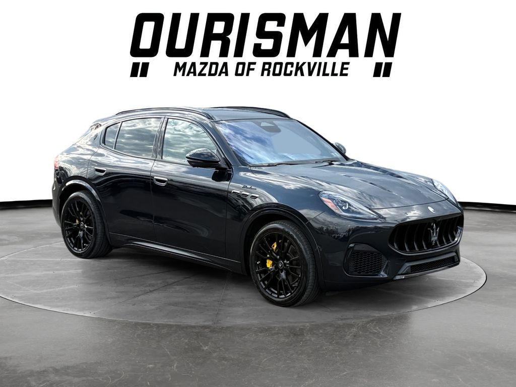 2024 MASERATI Grecale