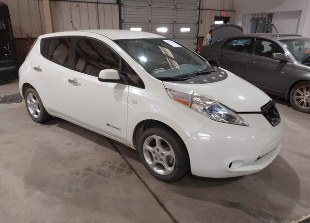 2012 NISSAN Leaf