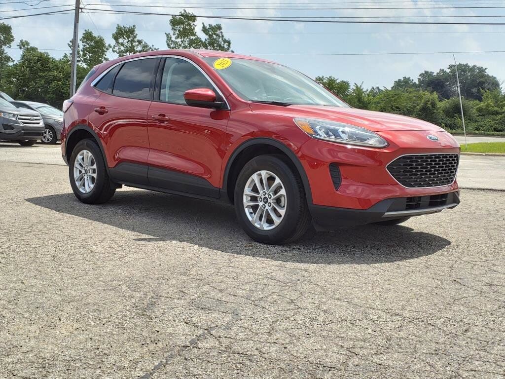 2021 FORD Escape
