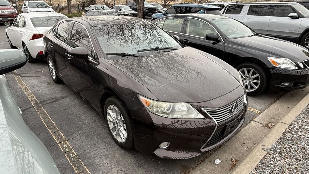 2013 LEXUS ES