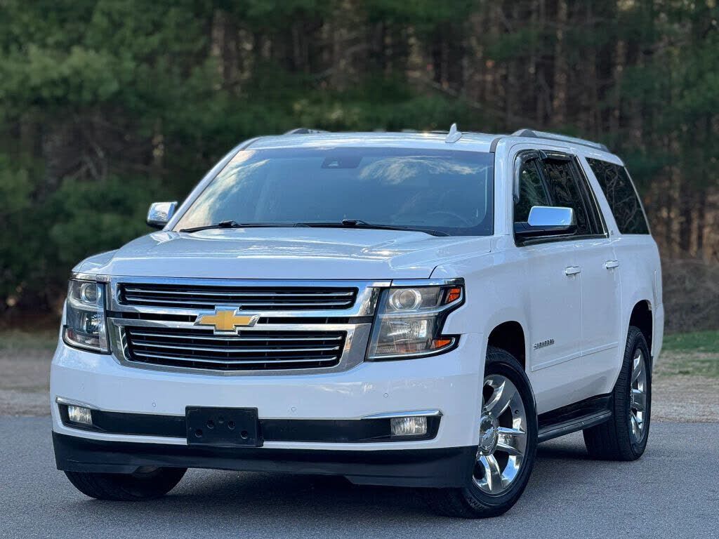 2016 CHEVROLET Suburban
