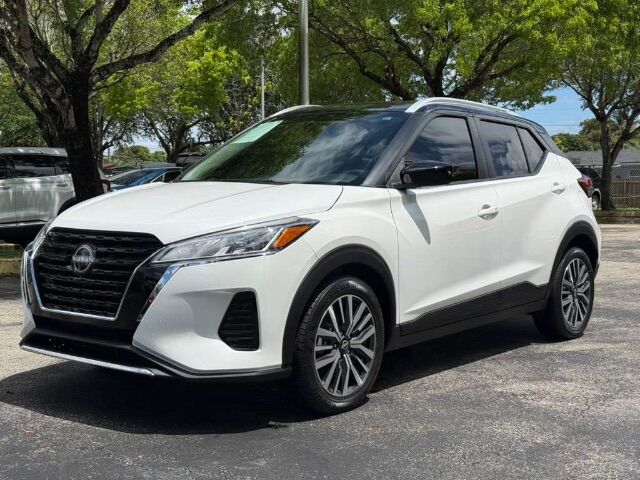 2023 NISSAN Kicks