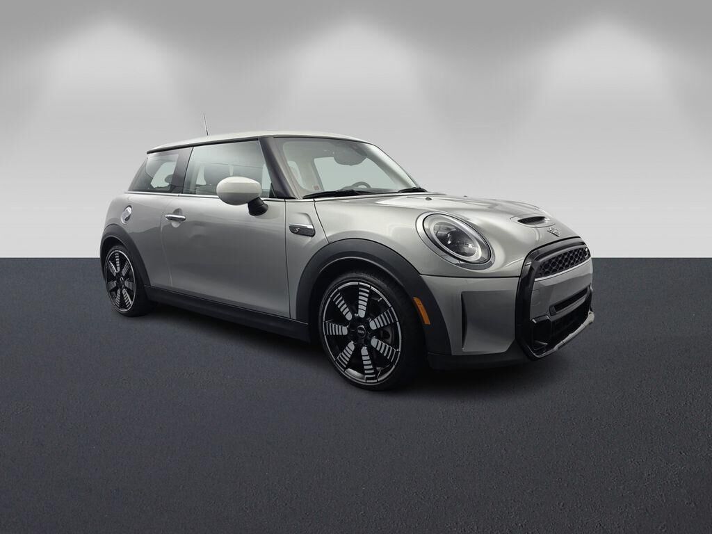 2024 MINI Hardtop