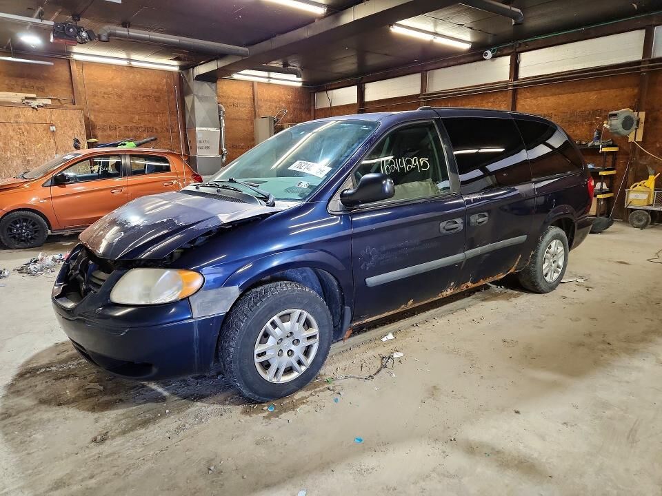 2005 DODGE Caravan