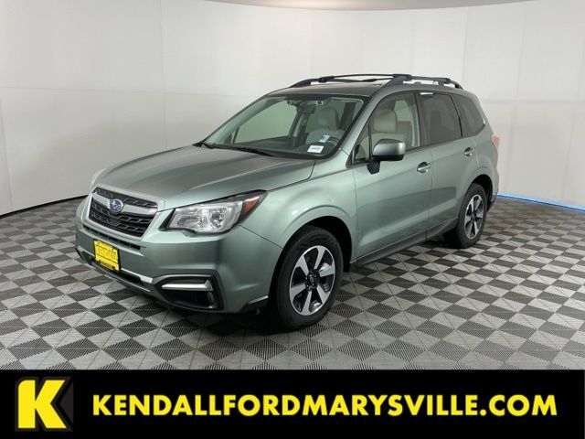 2017 SUBARU Forester