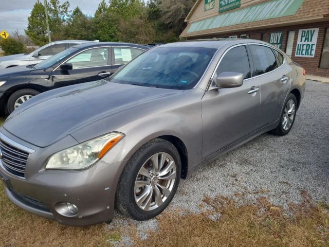 2013 INFINITI M37