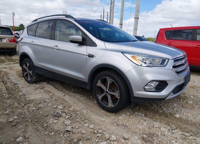 2018 FORD Escape