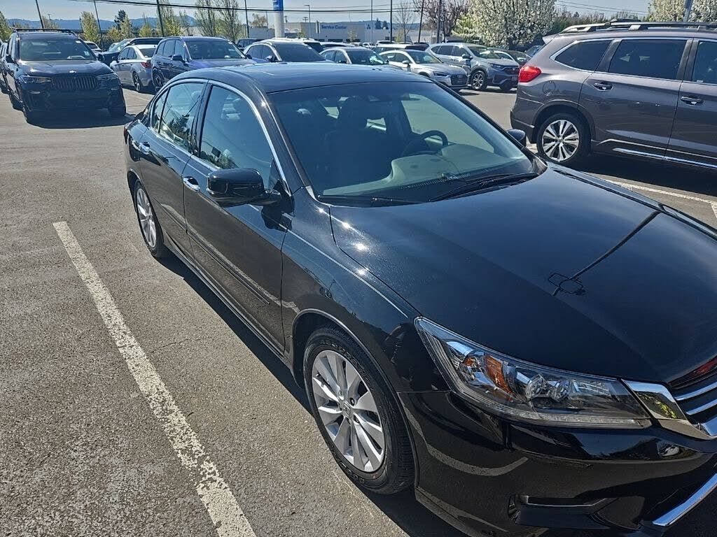 2013 HONDA Accord