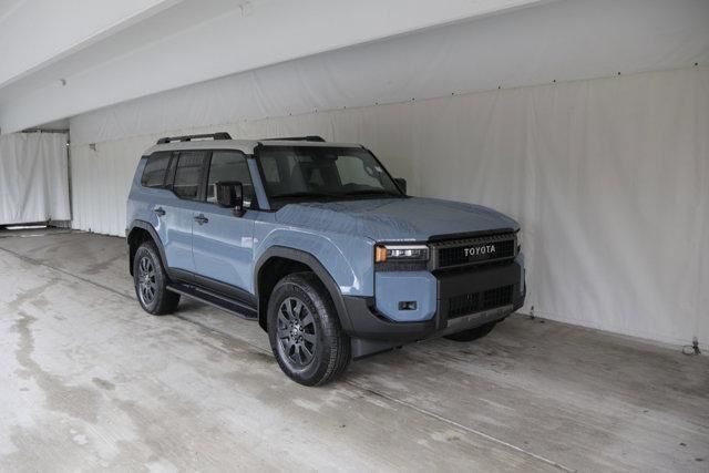 2025 TOYOTA Land Cruiser