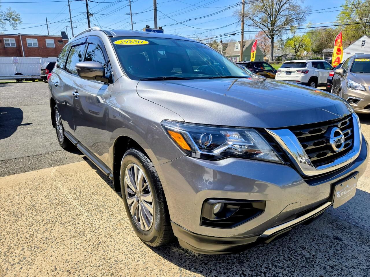 2020 NISSAN Pathfinder