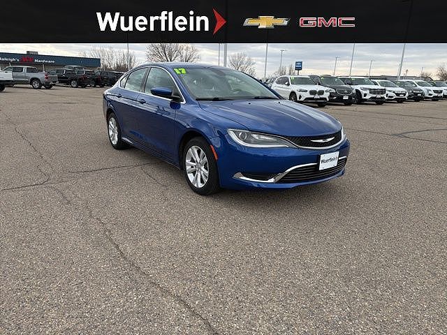 2017 CHRYSLER 200