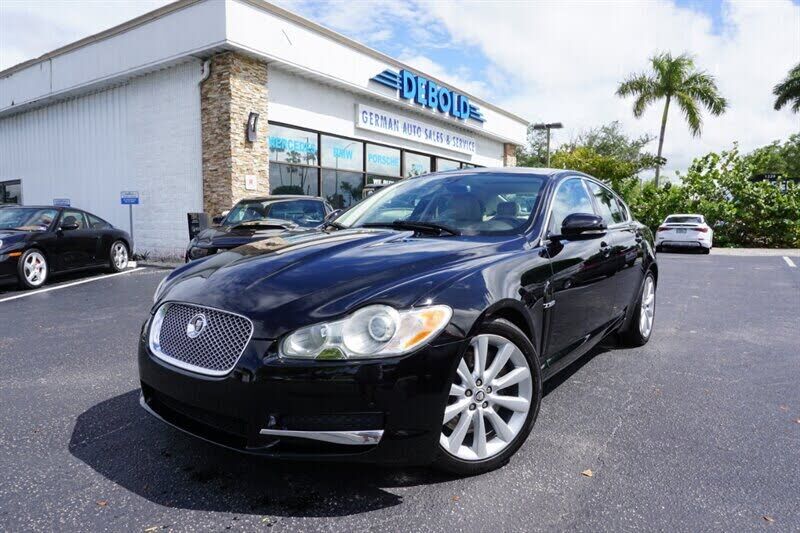 2011 JAGUAR XF