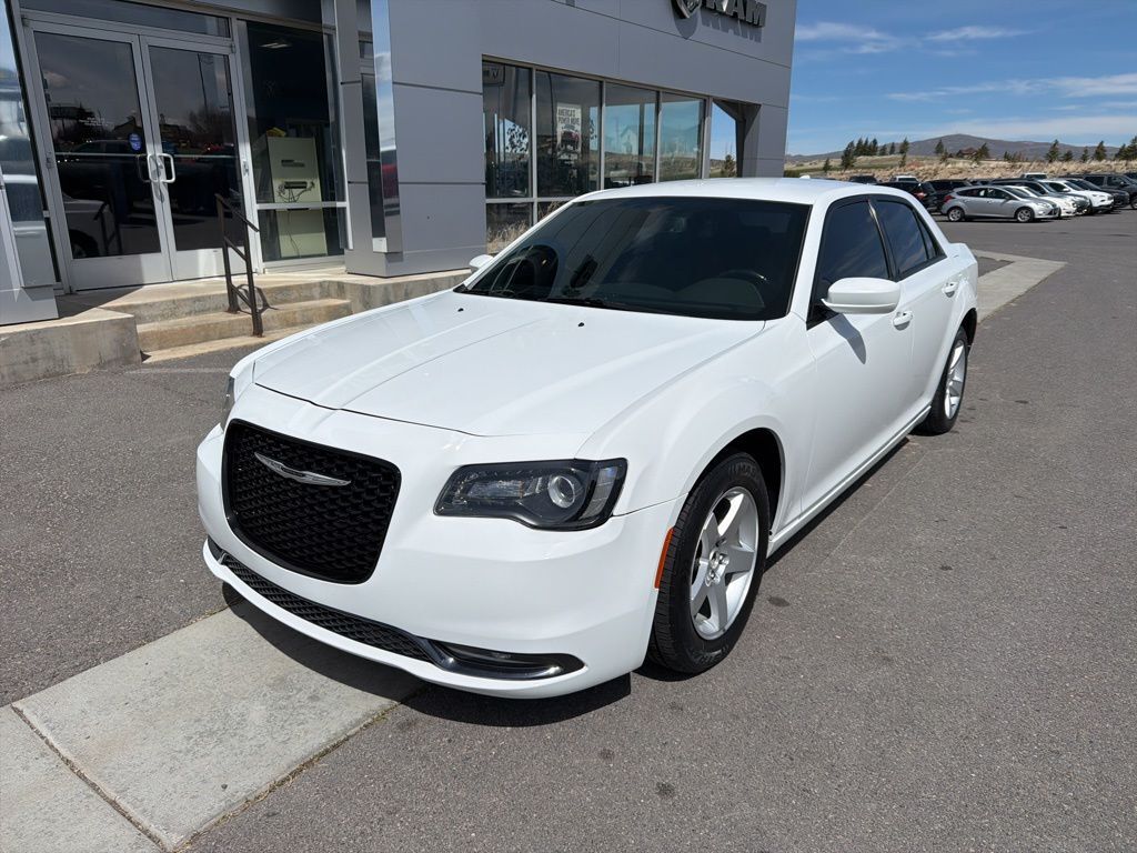 2018 CHRYSLER 300