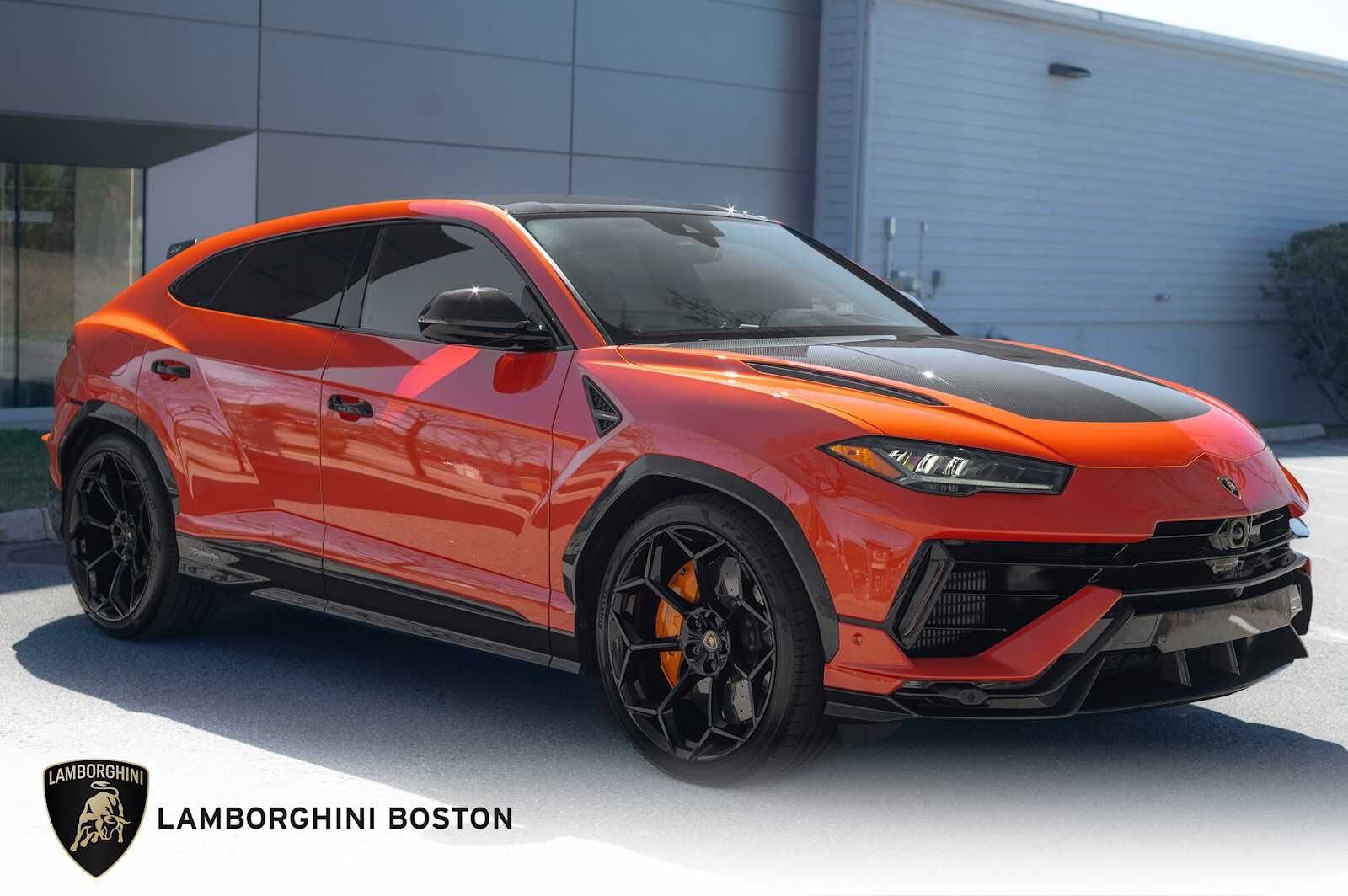 2024 LAMBORGHINI URUS