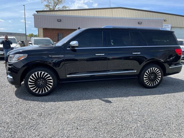 2019 LINCOLN Navigator L
