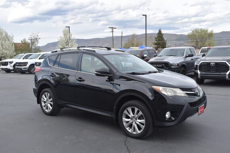 2014 TOYOTA RAV4