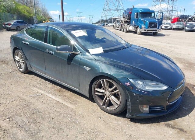 2013 TESLA Model S