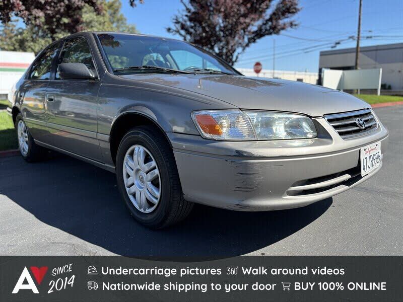 2001 TOYOTA Camry