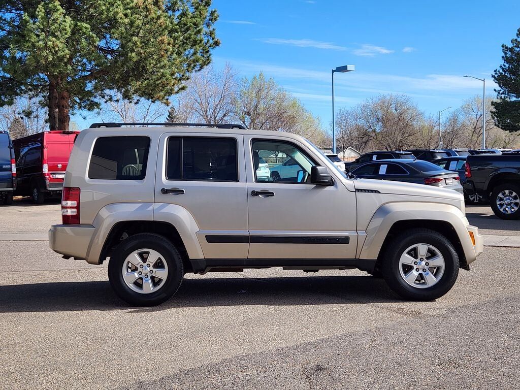 2011 JEEP Liberty