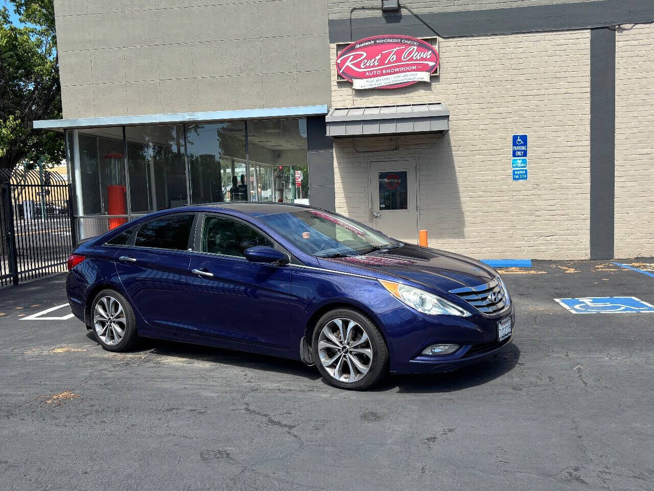 2013 HYUNDAI Sonata