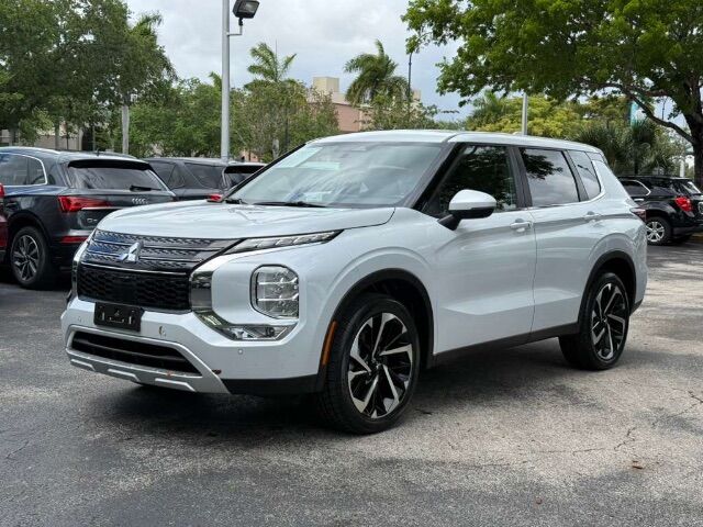 2024 MITSUBISHI Outlander